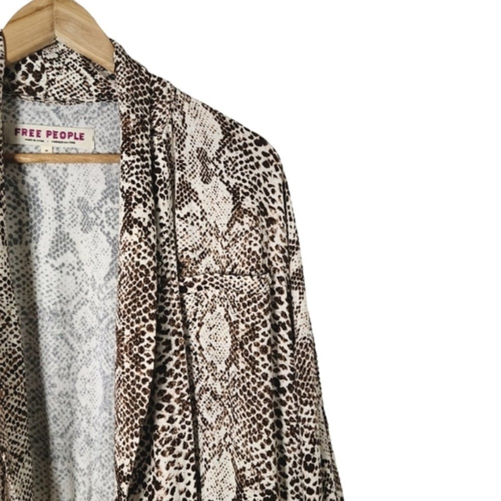 Free People Wild Nights Snake Print Duster Womens Full Length Kimono Jacket Sz M - Picture 13 of 16